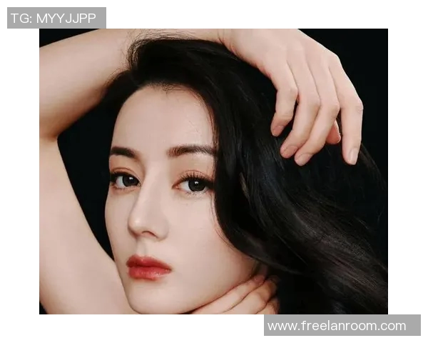 迪丽热巴与足球明星的浪漫邂逅揭示了体育与娱乐的完美结合